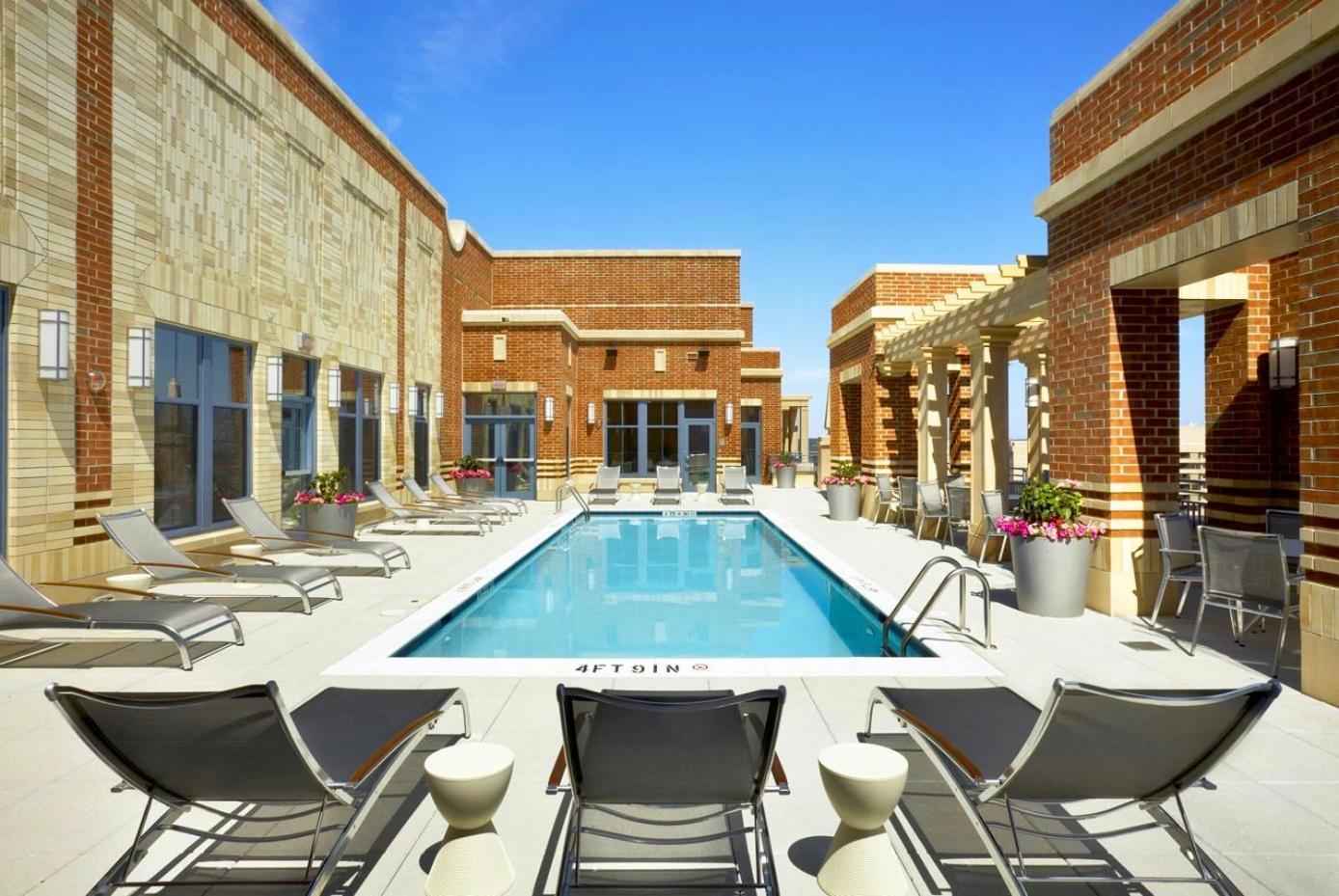 Bright And Cozy Apartment Near Pentagon City Arlington Exterior photo